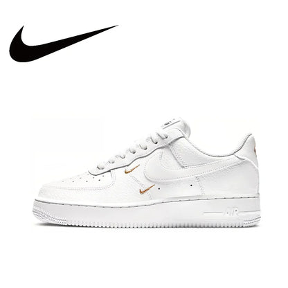 Nike Air Force 1 07 Low für Männer und Frauen Größe: 38