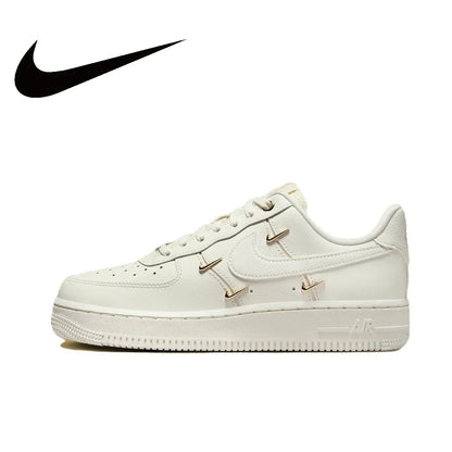 Nike Air Force 1 07 Low für Männer und Frauen Größe: 38